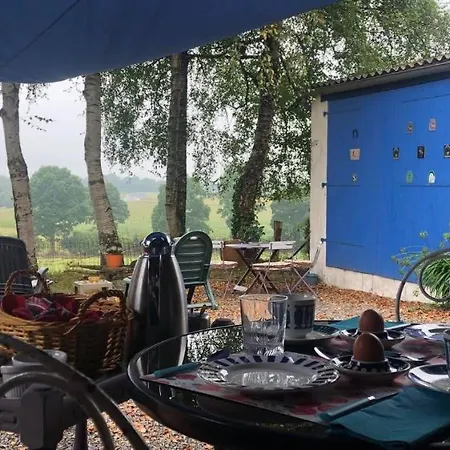 Double & Family In Tranquility In Blue Panzió *