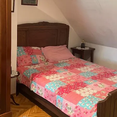 Double & Family In Tranquility In Blue Panzió Saint-Mars-sur-la-Futaie