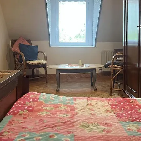 Bed and breakfast Double & Family In Tranquility In Blue